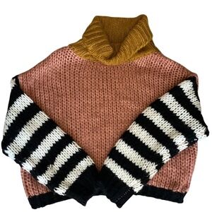 Roolee FAVLUX Womens Cowl-Neck Sweater Size Medium Pink Black Chunky Knit‎ Cozy